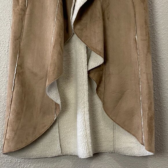 Dolan Left Coast Sherpa Vest - Picture 3 of 11